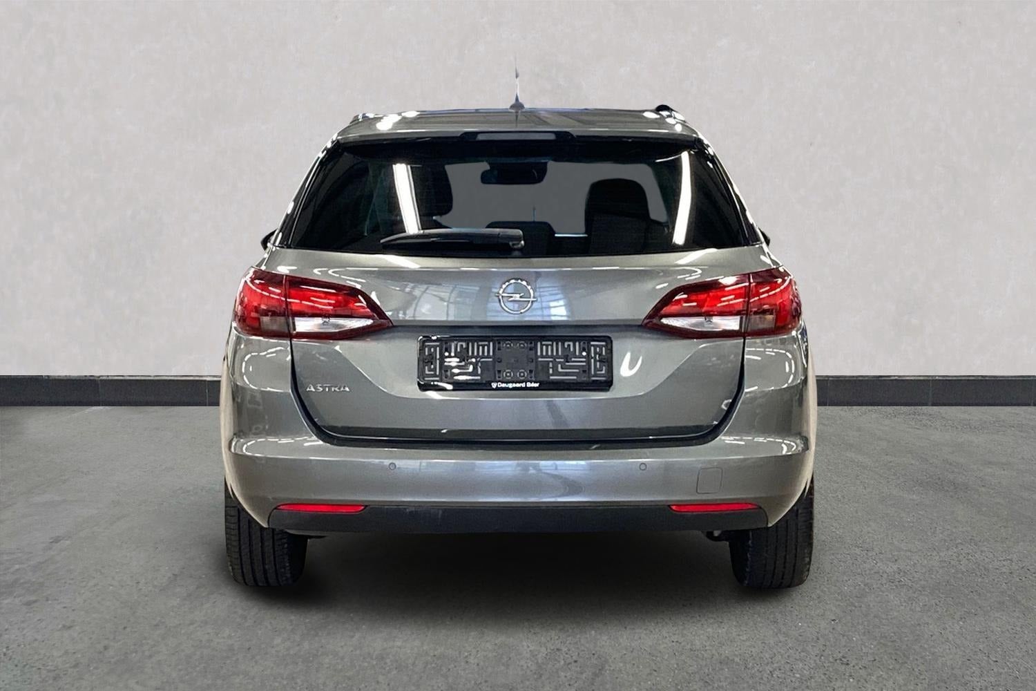Billede af Opel Astra 1,2 T 110 Edition Sports Tourer