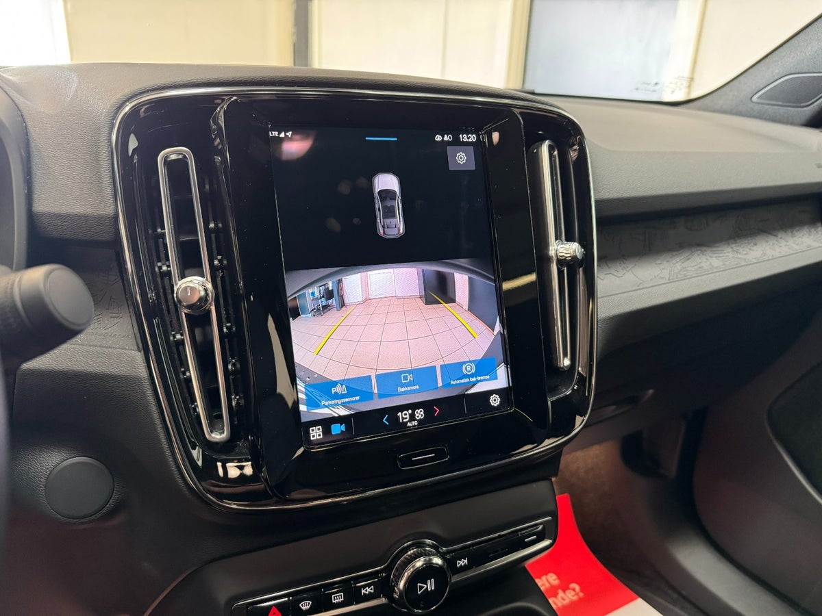 Volvo C40 P6 ReCharge Core