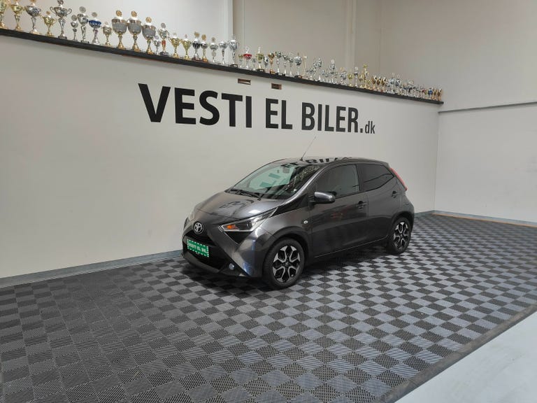 Toyota Aygo VVT-i x-black