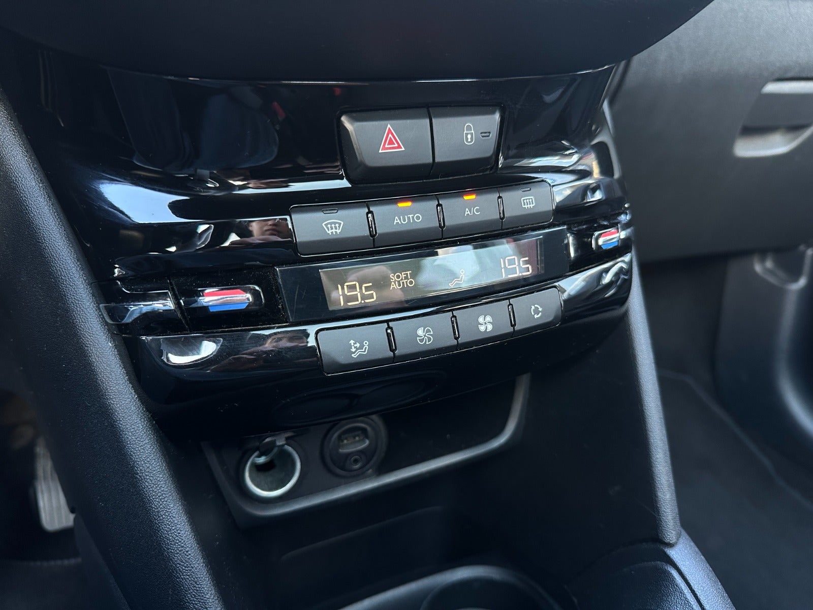 Billede af Peugeot 208 1,6 BlueHDi 100 Allure