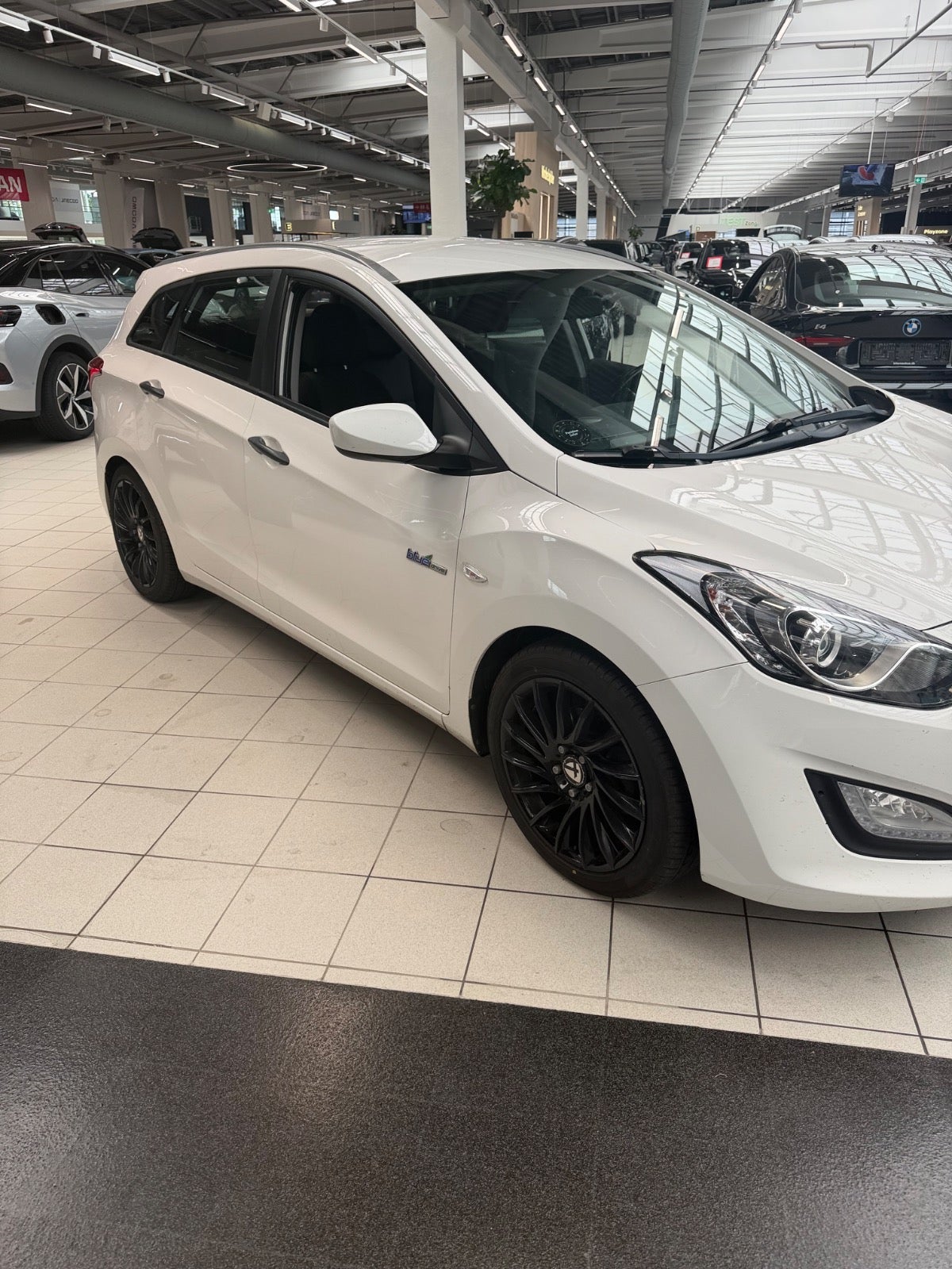 Hyundai i30 CRDi 110 Style CW Eco - Find den hos Langes Biler i Silkeborg