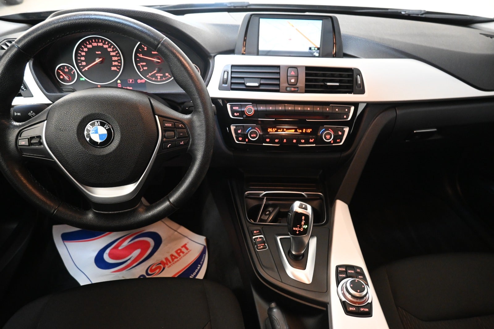 BMW 318i Touring aut.
