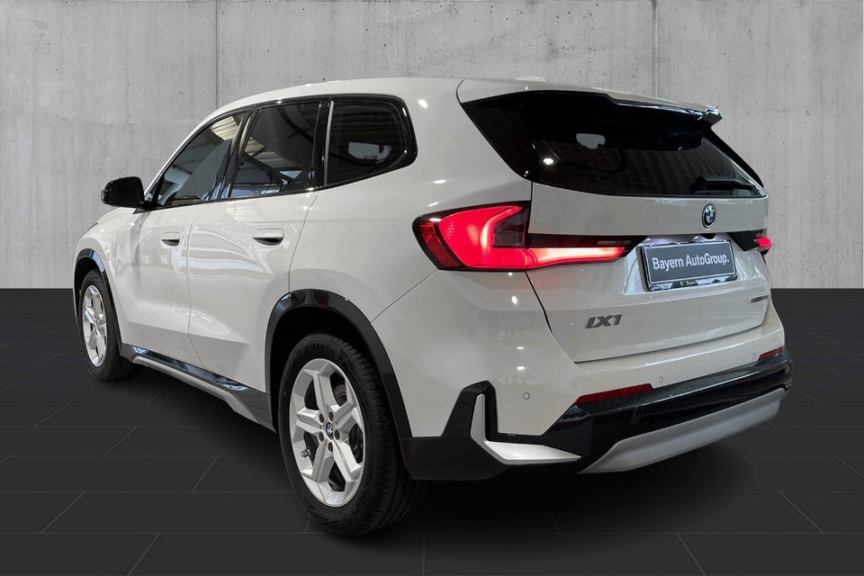 BMW iX1 eDrive20 X-Line 2024