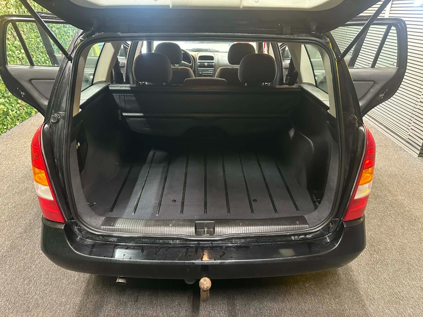 Billede af Opel Astra 1,6 16V Comfort Twinport stc.