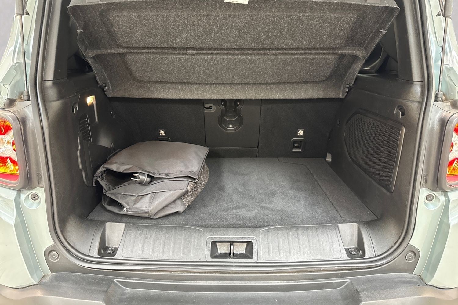 Billede af Jeep Renegade 1,3 4xe Upland aut. 4x4