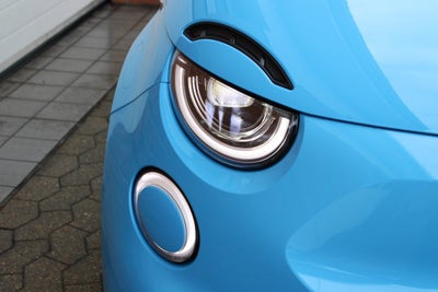Abarth 500e Scorpionissima