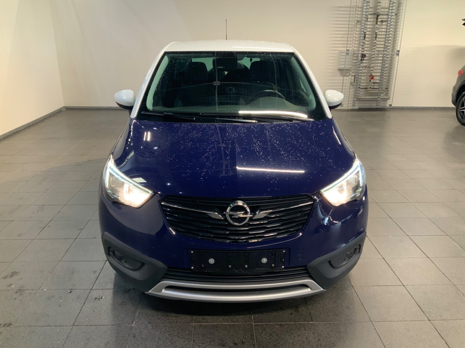 Opel Crossland X (2/8)