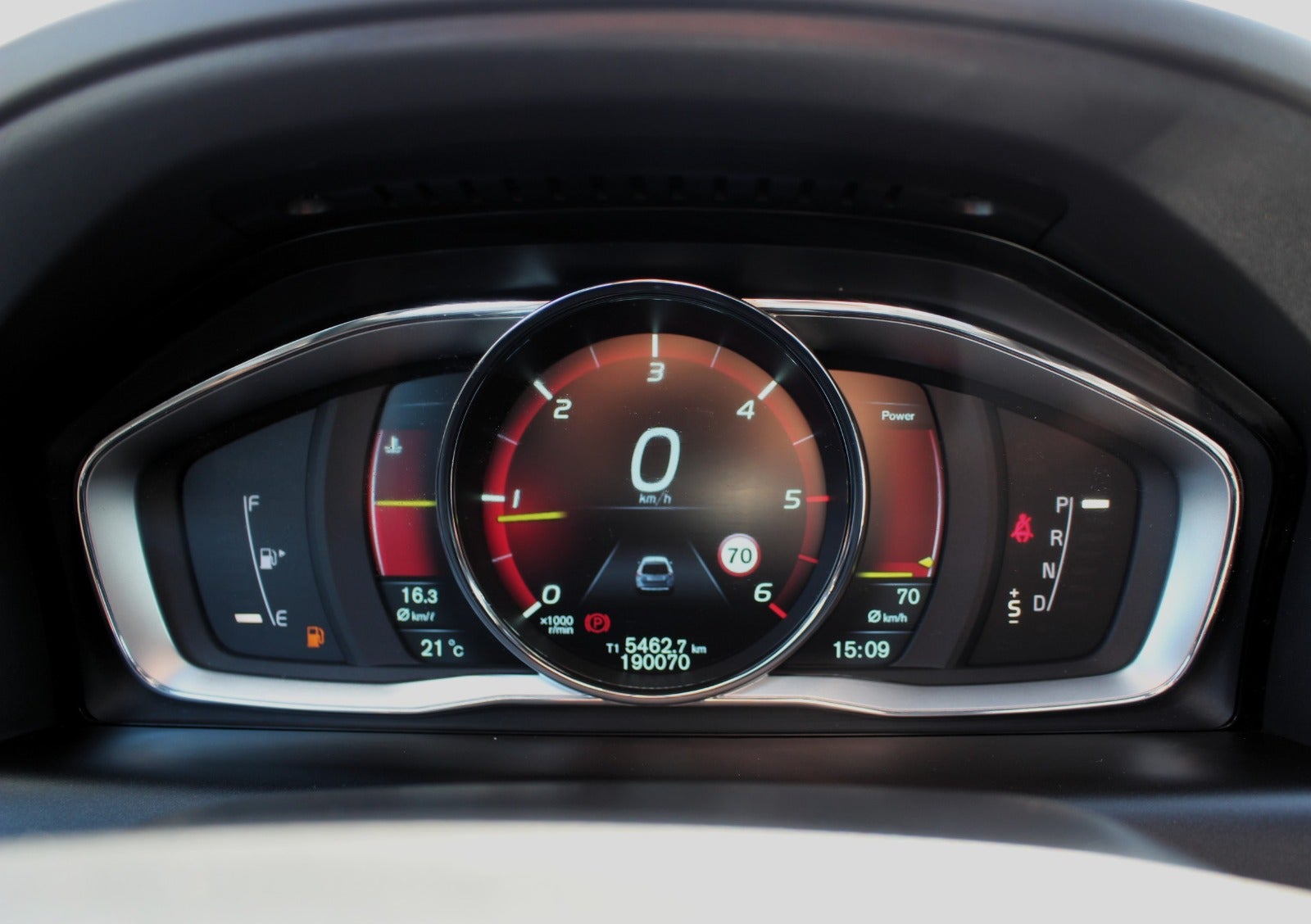 Volvo XC60 D4 181 Summum aut.