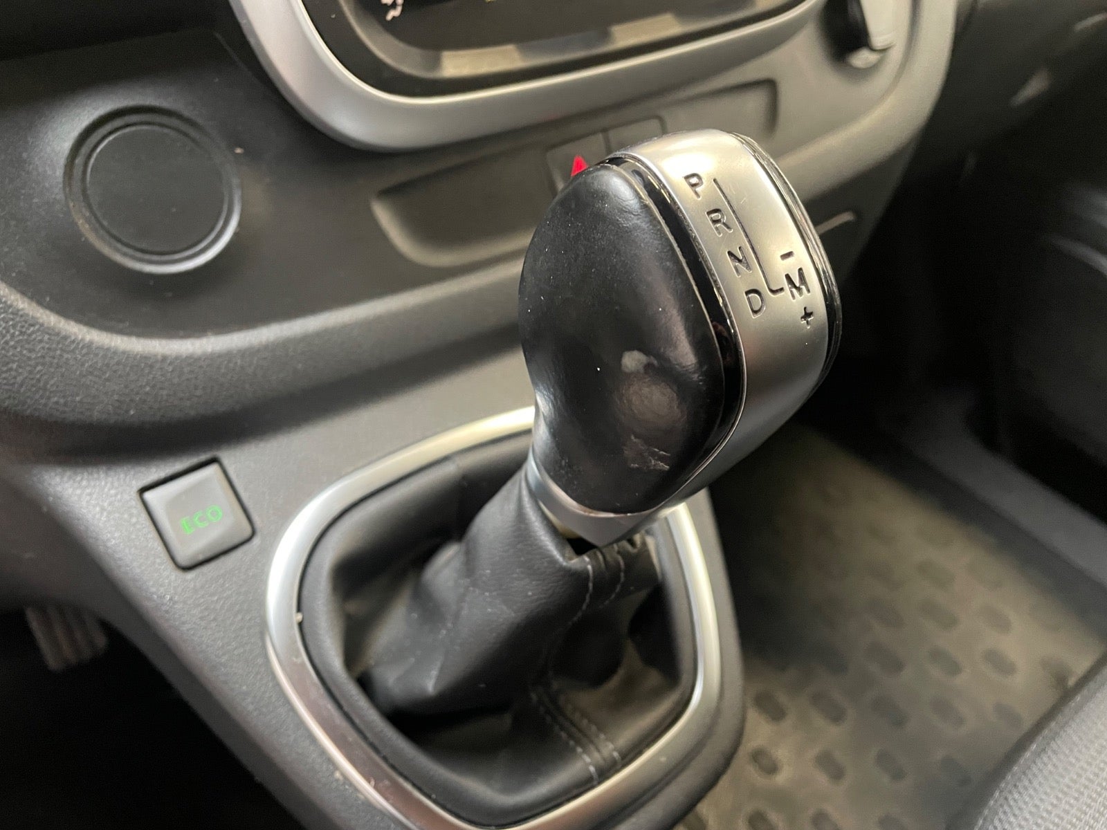 Billede af Renault Trafic T29 2,0 dCi 170 L2H1 EDC