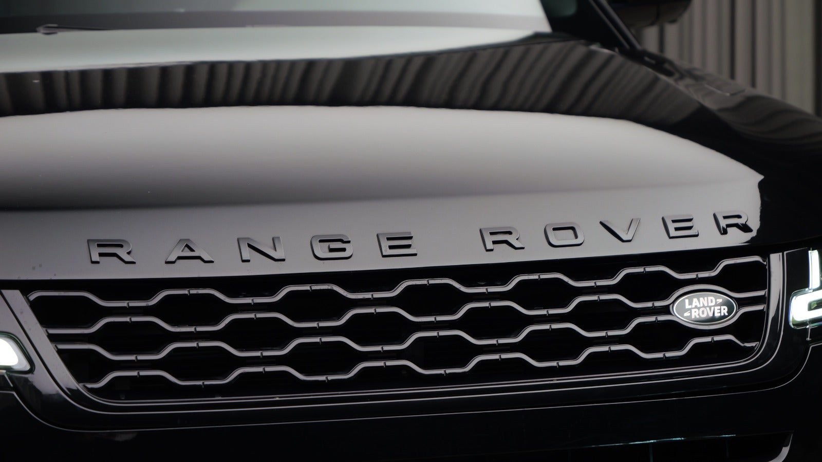 Land Rover Range Rover Evoque P300e R-Dynamic HSE aut.