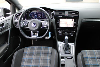 VW Golf VII GTE DSG