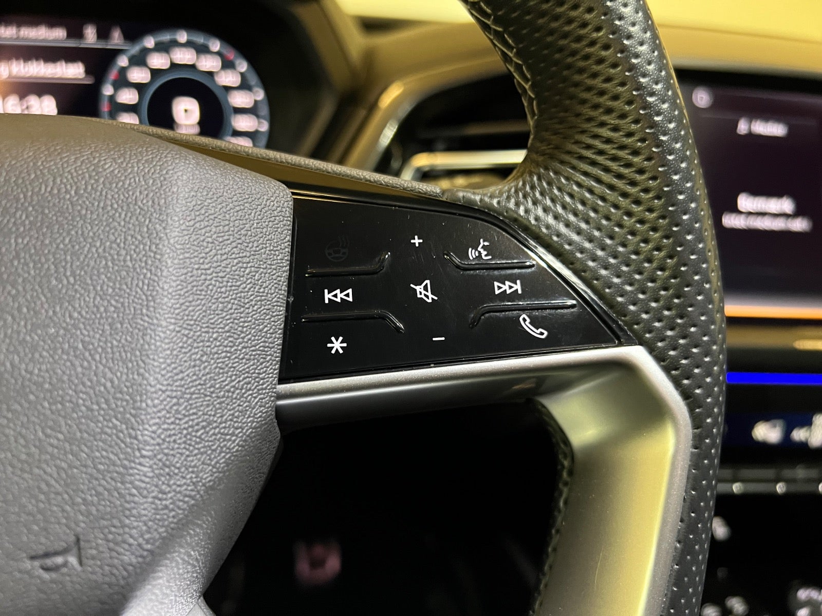 Audi Q4 e-tron Advanced S-line