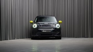 MINI Cooper SE Collection