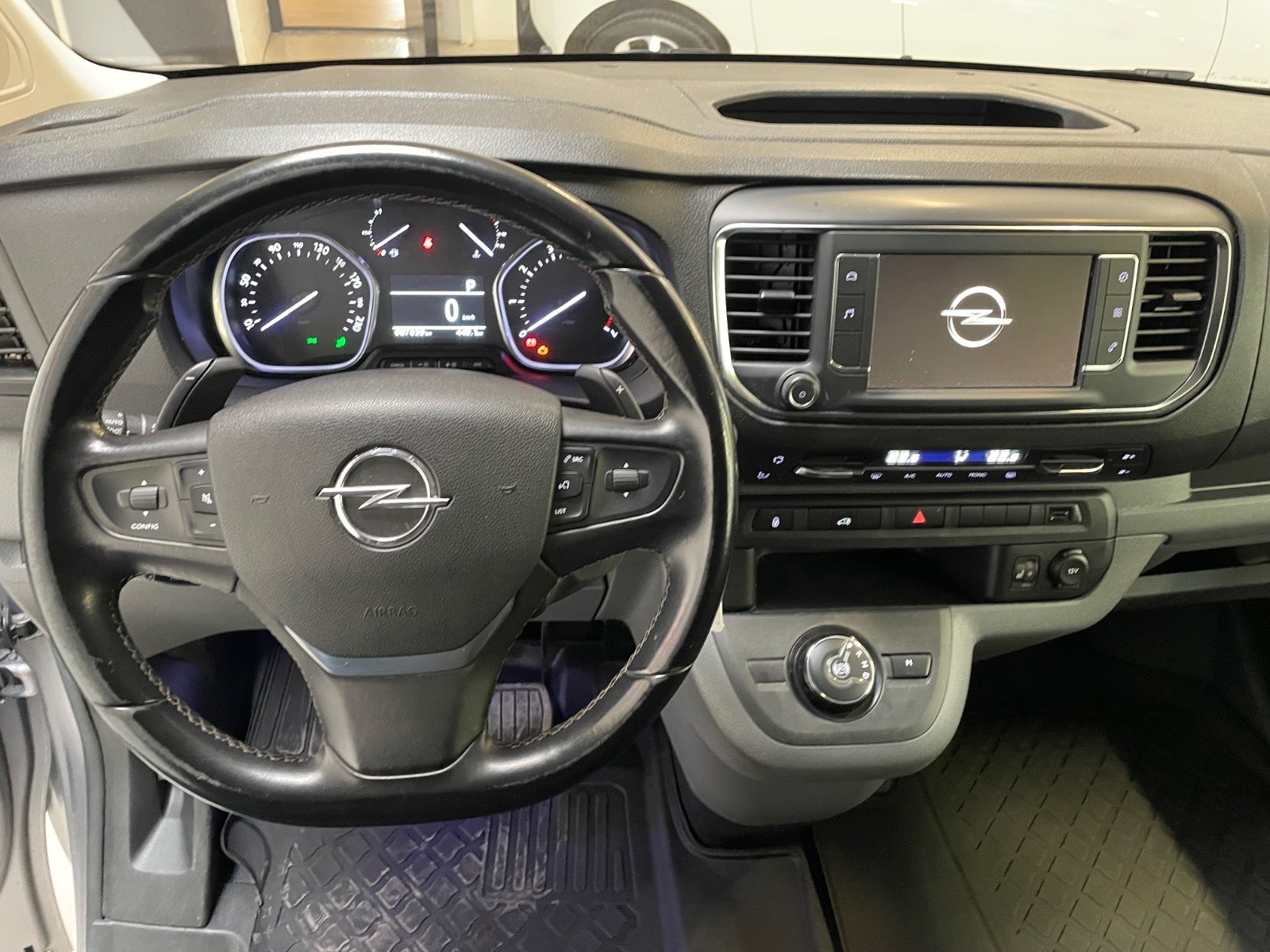 Billede af Opel Vivaro 2,0 D 177 Enjoy L3V2 aut.