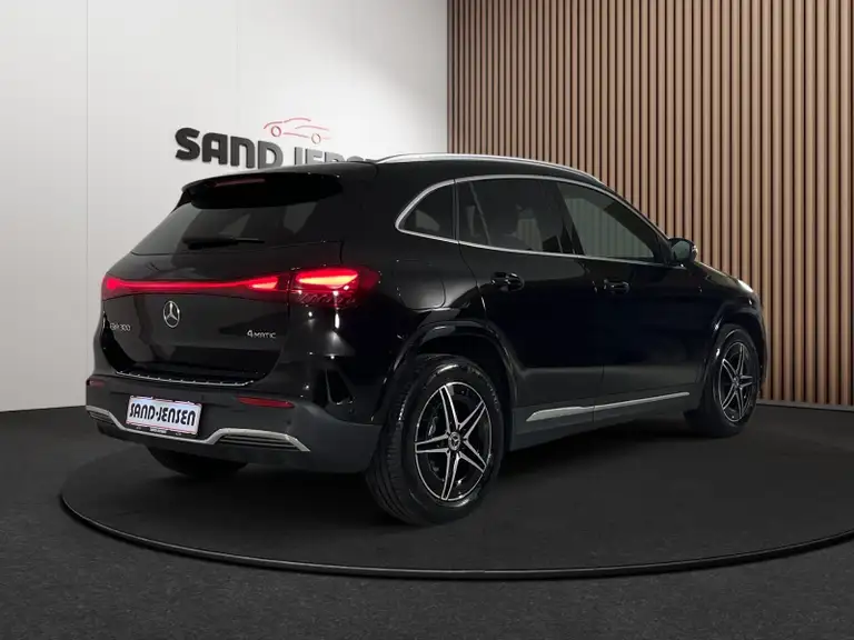 Mercedes EQA300 AMG Line 4Matic