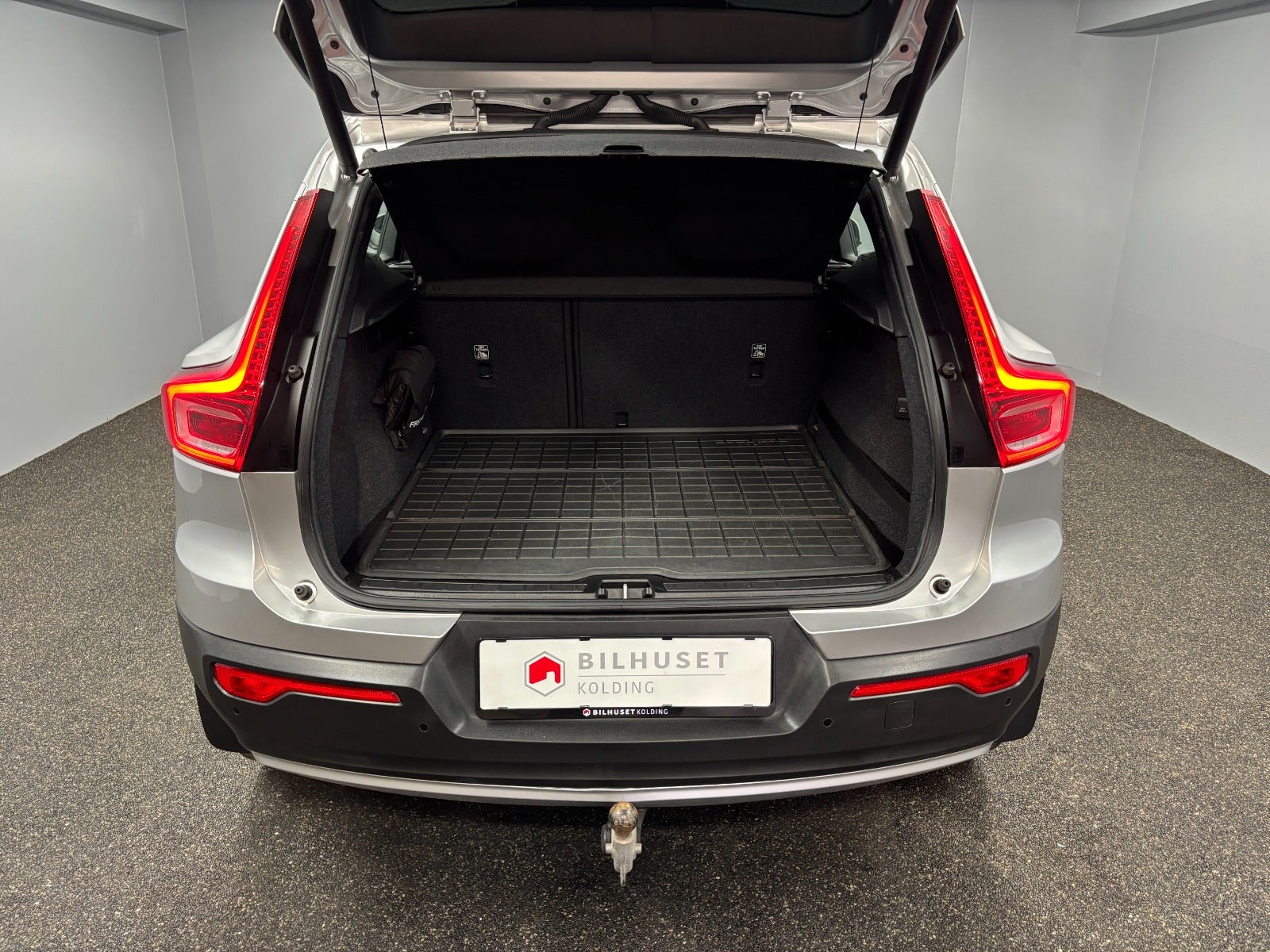 Billede af Volvo XC40 2,0 T4 190 Momentum aut.