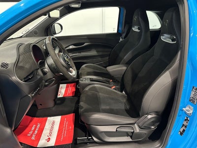 Abarth 500e Scorpionissima