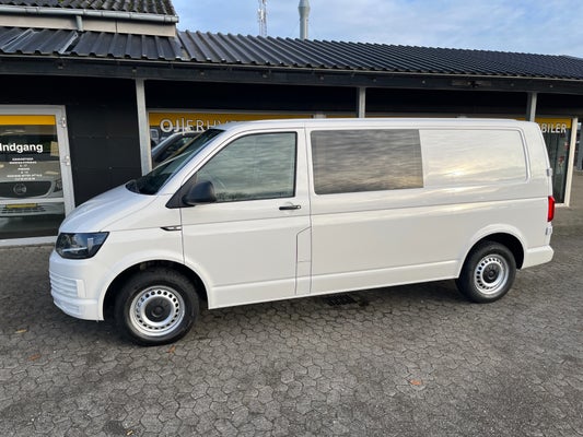 VW Transporter TDi 150 Mandskabsvogn DSG