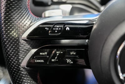 Mercedes EQB250+