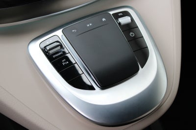 Mercedes EQV300 Avantgarde L