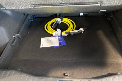 Ford Explorer Select Extended Range