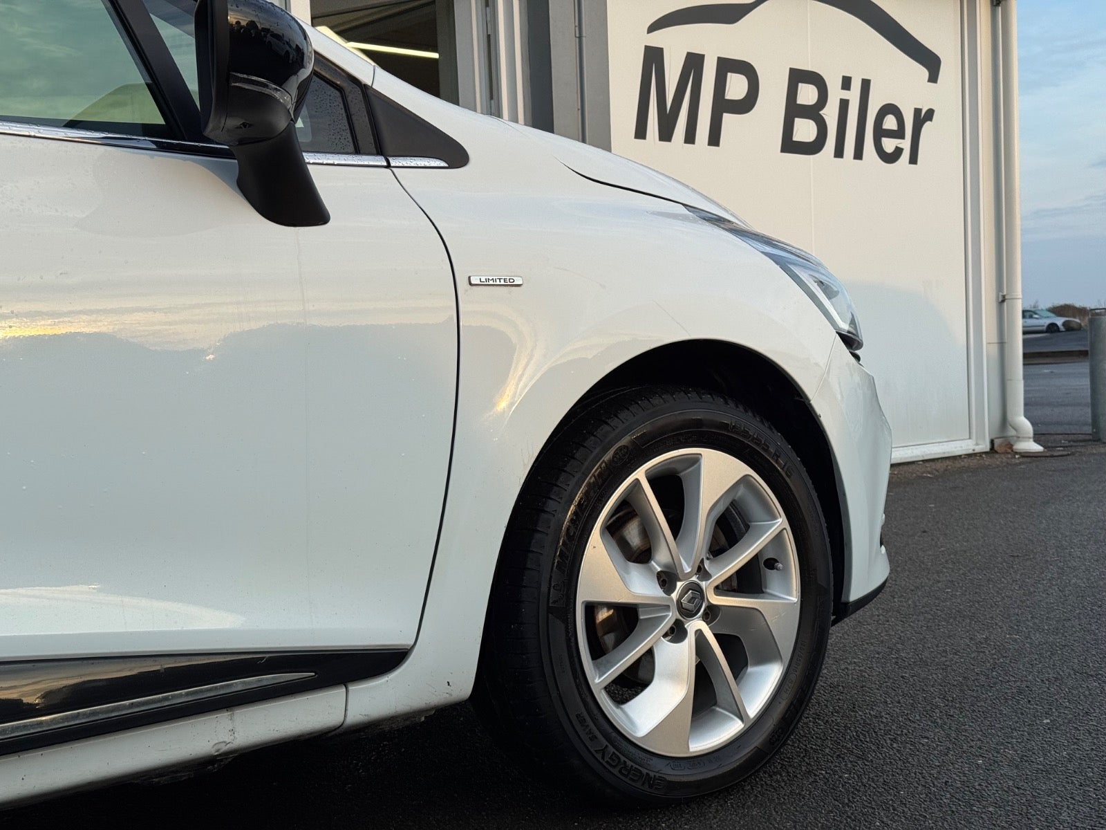 Billede af Renault Clio IV 0,9 TCe 90 Limited Sport Tourer