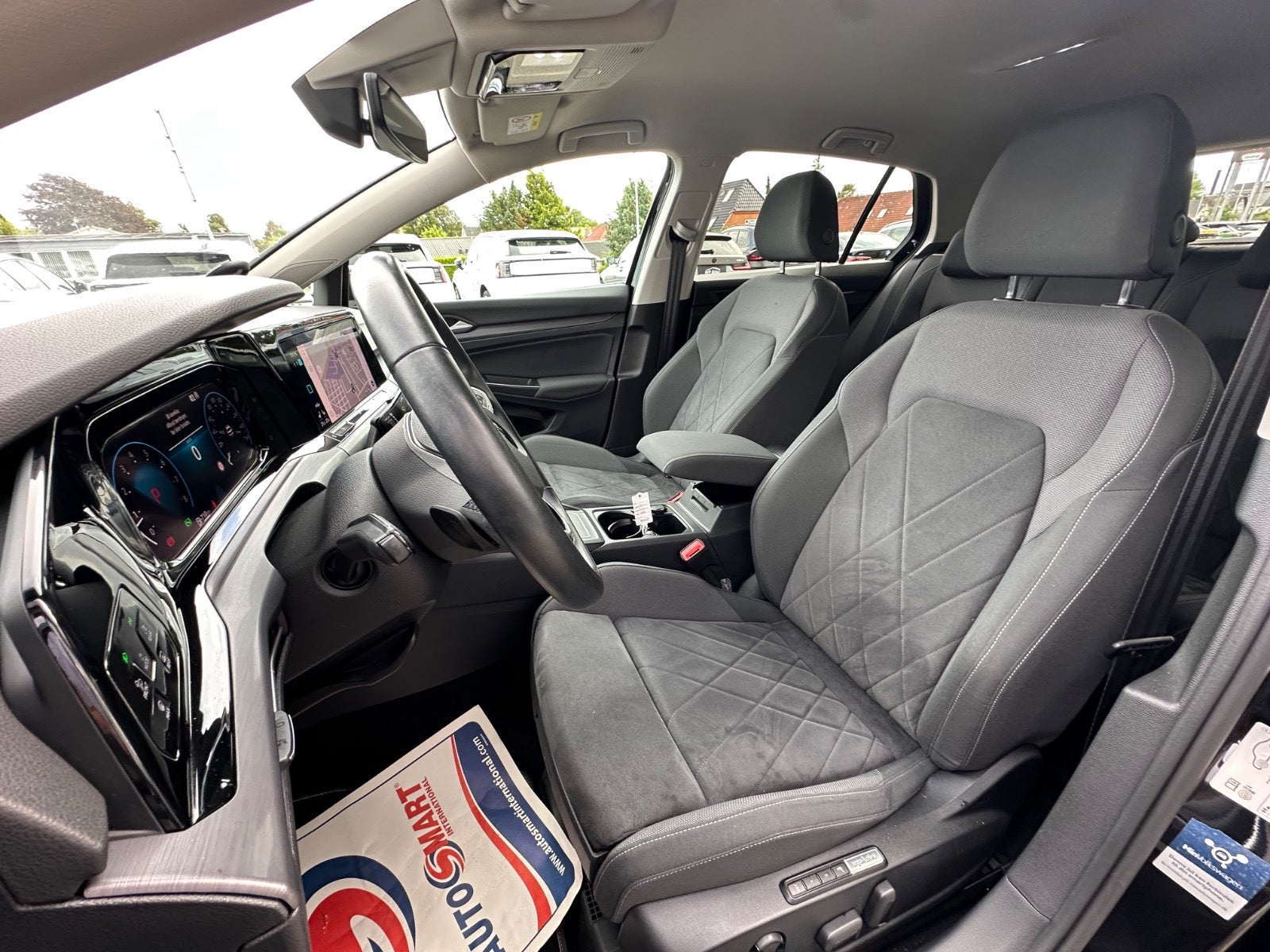 Billede af VW Golf VIII 1,5 eTSi 150 Style DSG