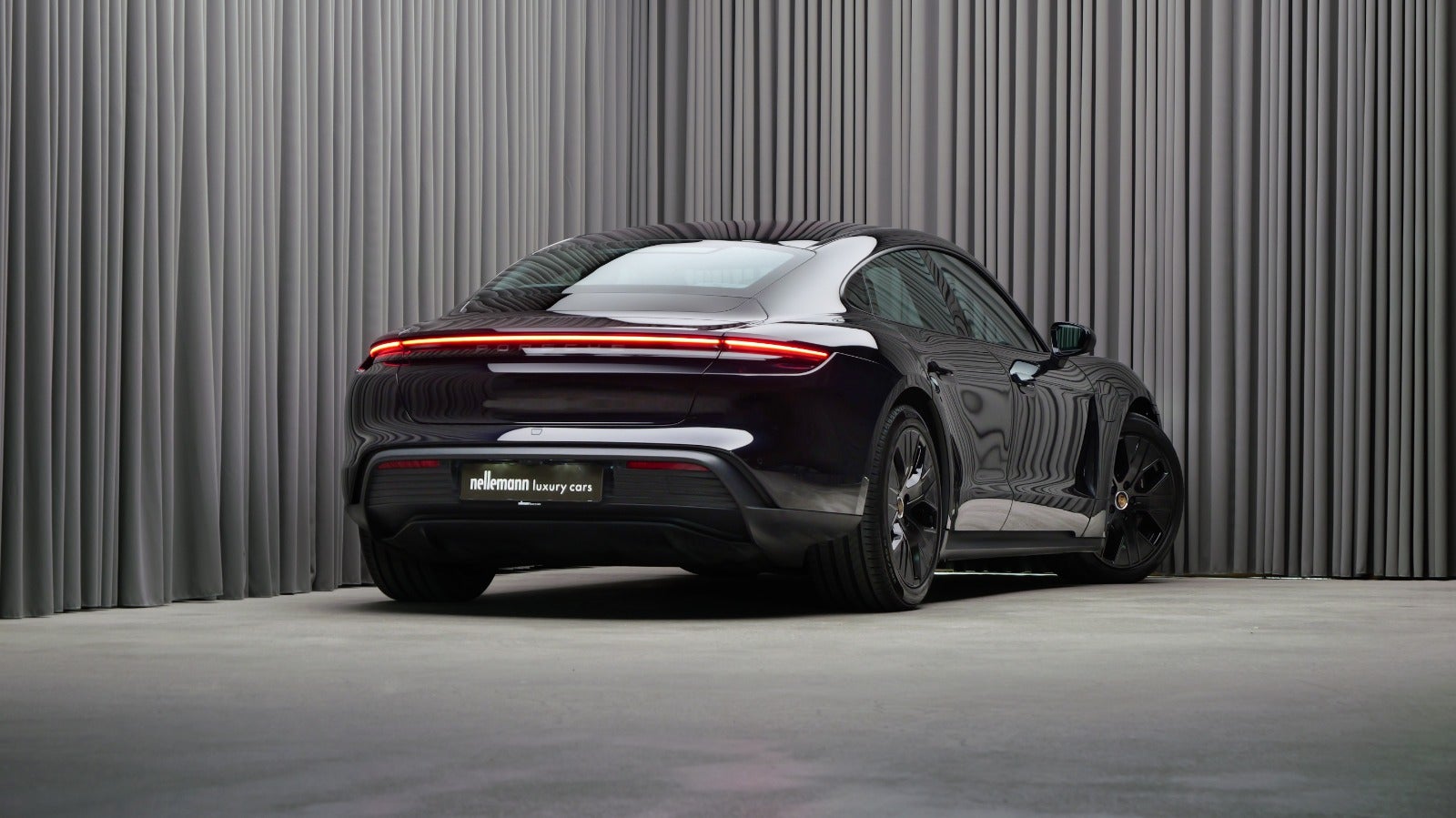 Porsche Taycan 