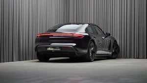 Porsche Taycan 