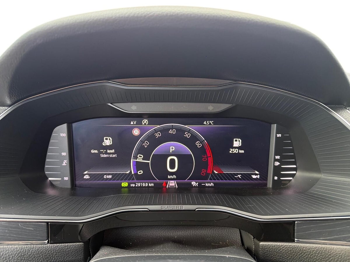 Skoda Superb TSi 190 Business Executive Combi DSG billede 14