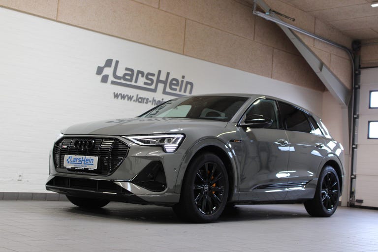 Audi e-tron Black Edition S-line quattro