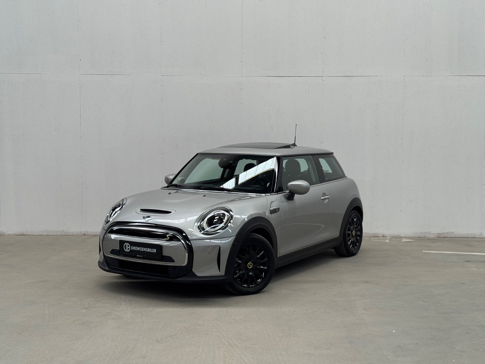 MINI Cooper SE Yours Trim A