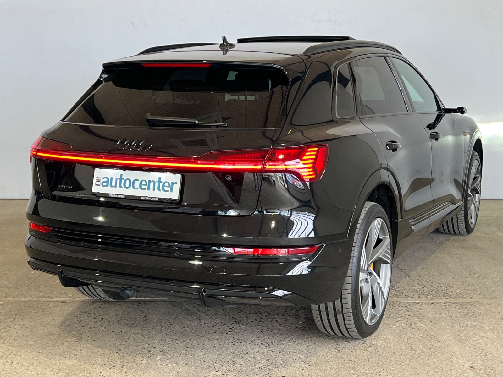 Audi e-tron Black Edition S-line quattro