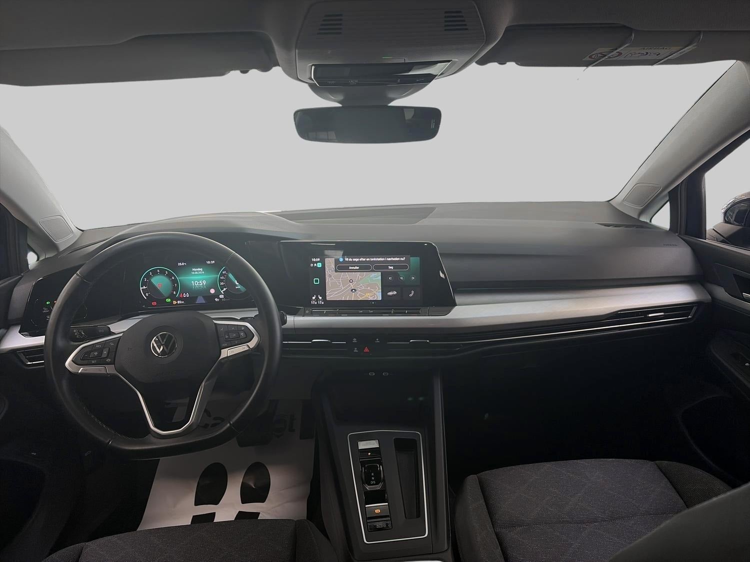 Billede af VW Golf VIII 1,5 eTSi 130 Life Variant DSG