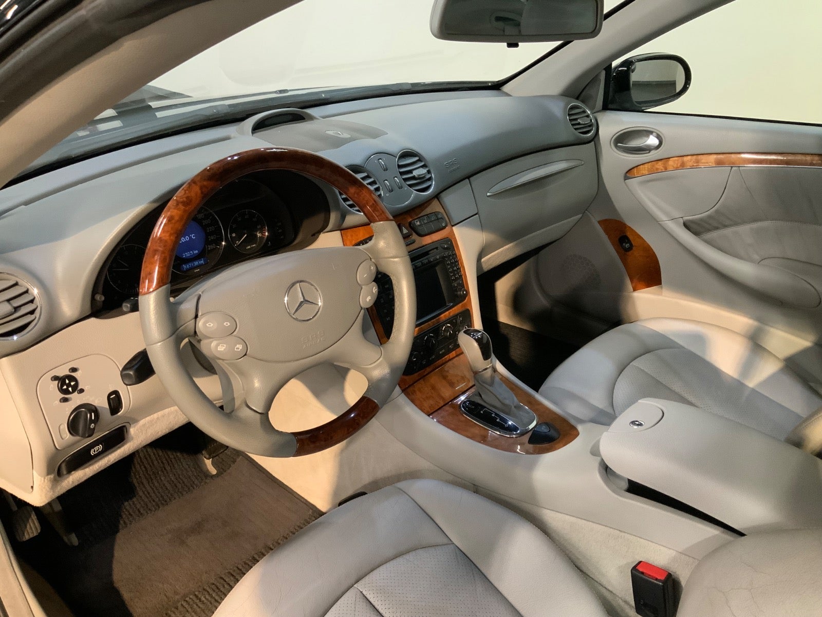 Mercedes-Benz CLK 240 (8/8)