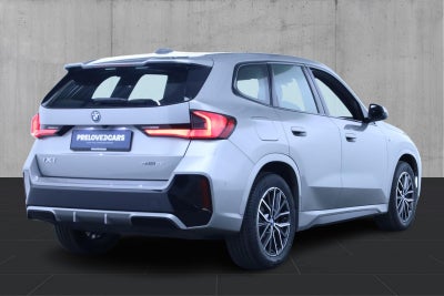 BMW iX1 eDrive20 M-Sport - 3