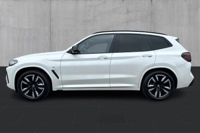 BMW iX3 Charged M-Sport - 1