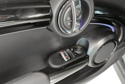 MINI Cooper SE Classic Trim