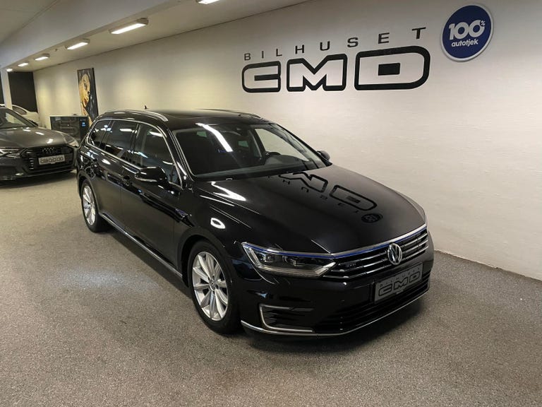 VW Passat GTE Highline Variant DSG