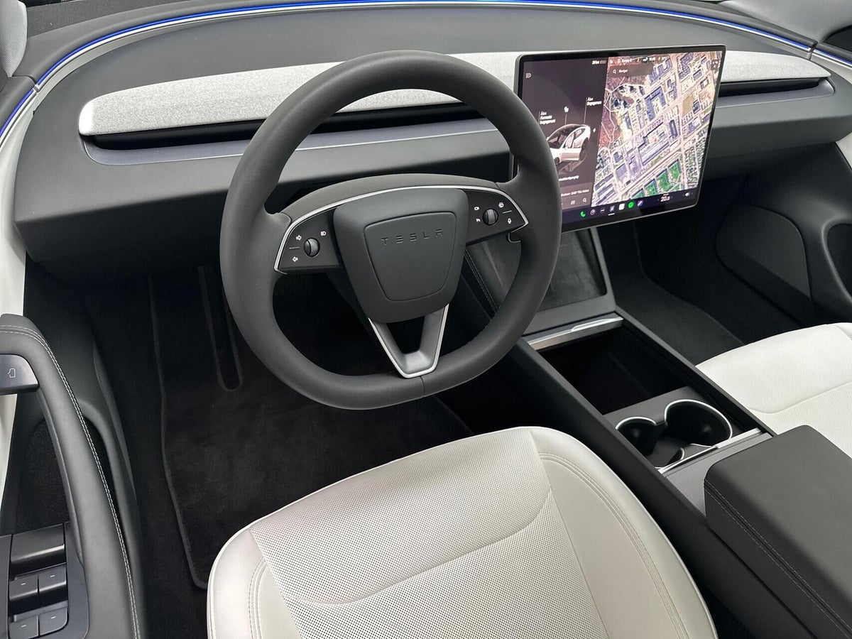 Tesla Model 3 RWD billede 3