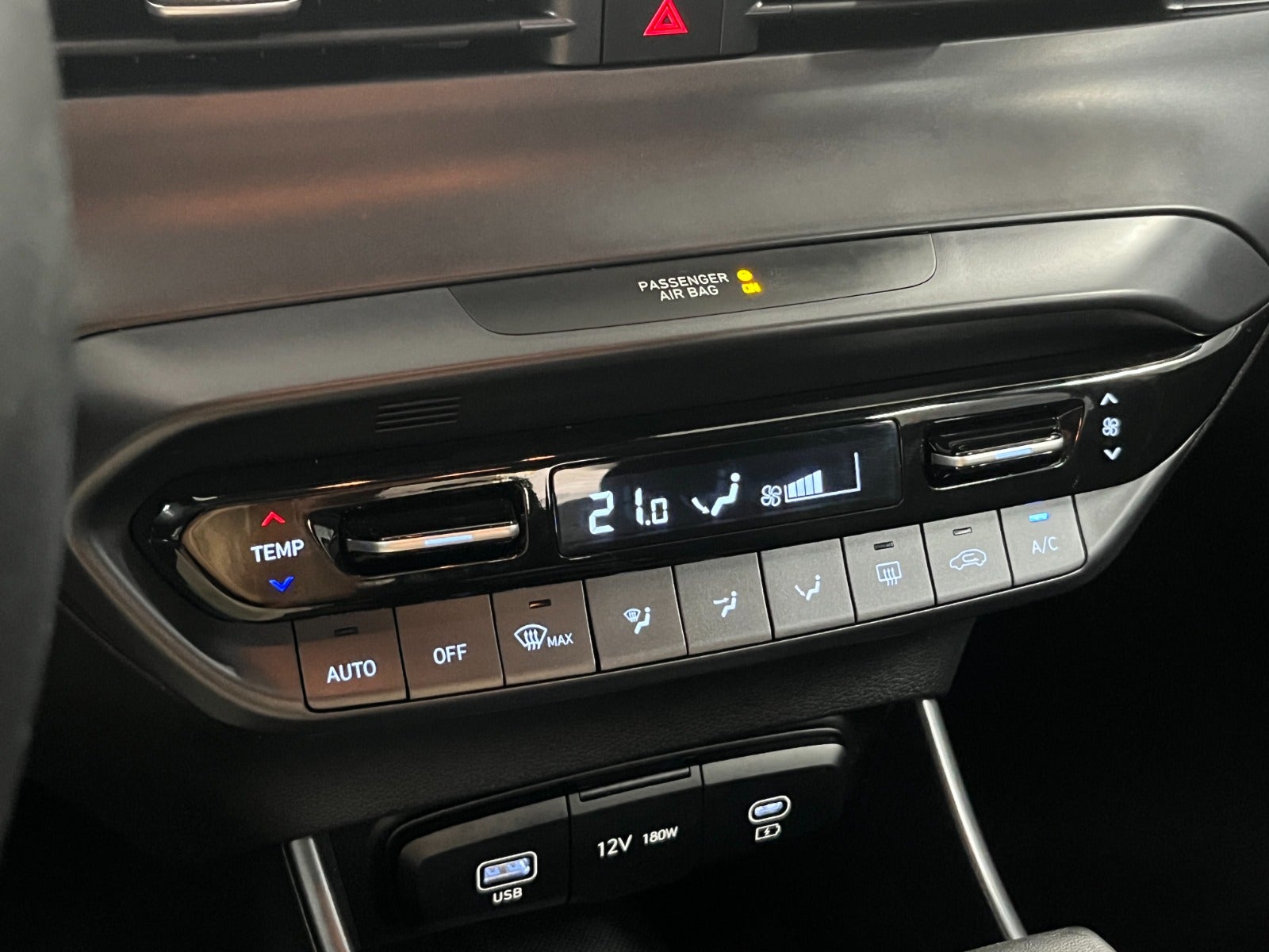 Billede af Hyundai i20 1,0 T-GDi Essential DCT