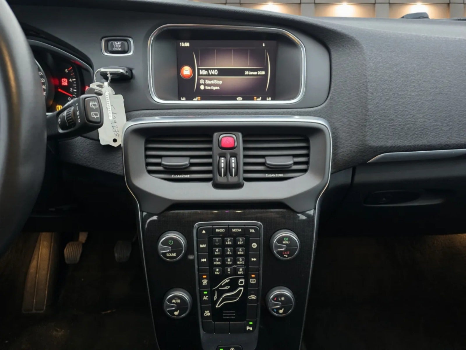 Billede af Volvo V40 2,0 D2 120 Momentum