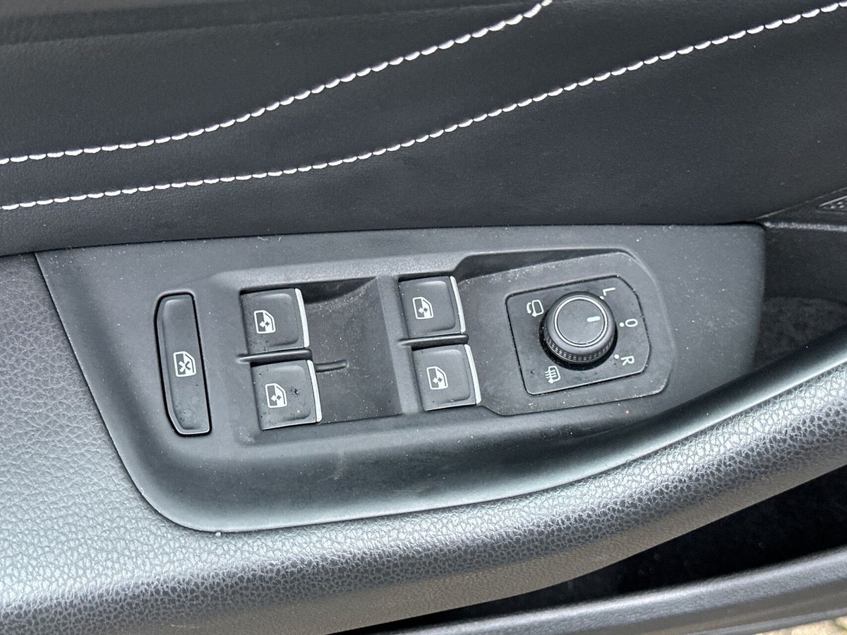 VW Passat GTE Variant DSG billede 16