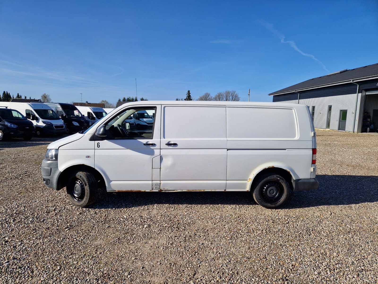 Billede af VW Transporter 2,0 TDi 140 Kassevogn lang