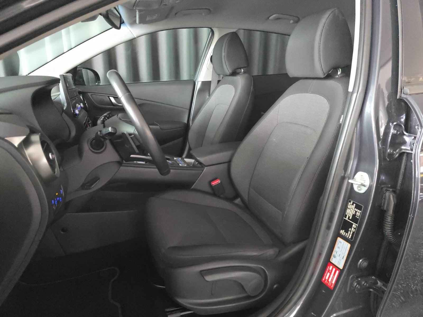 Hyundai Kona EV Trend