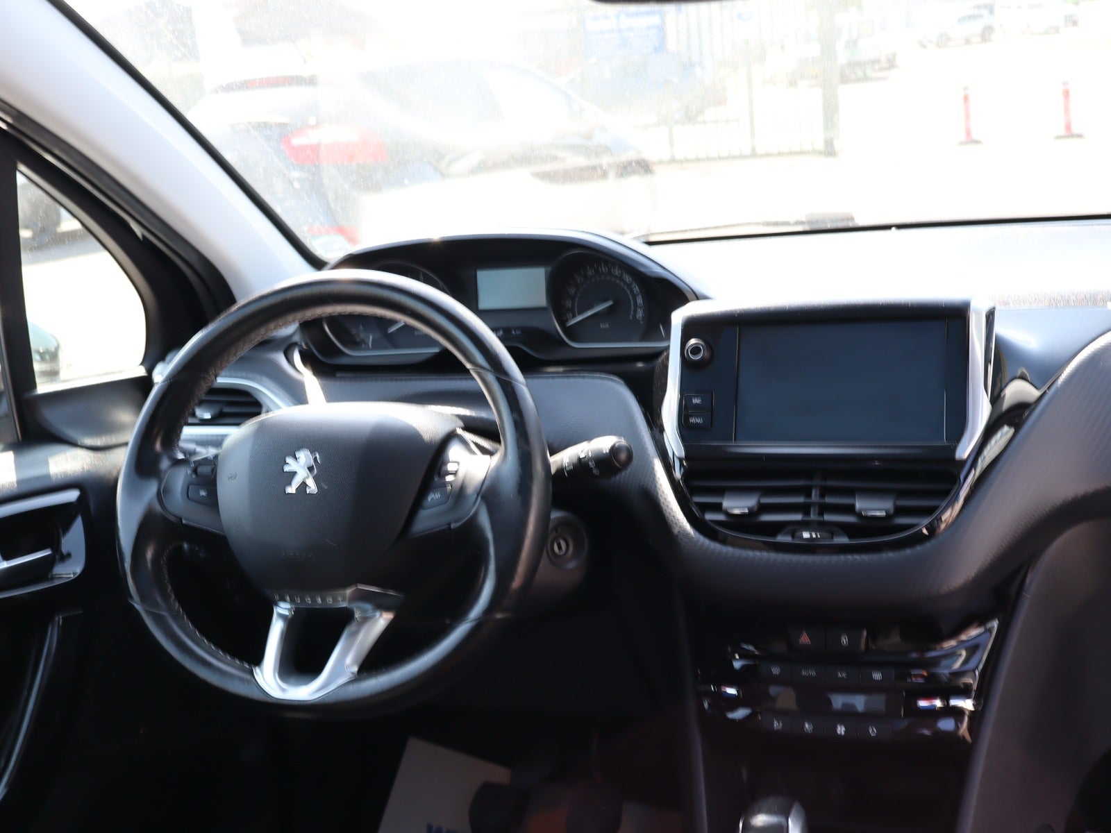 Billede af Peugeot 208 1,6 BlueHDi 100 Allure