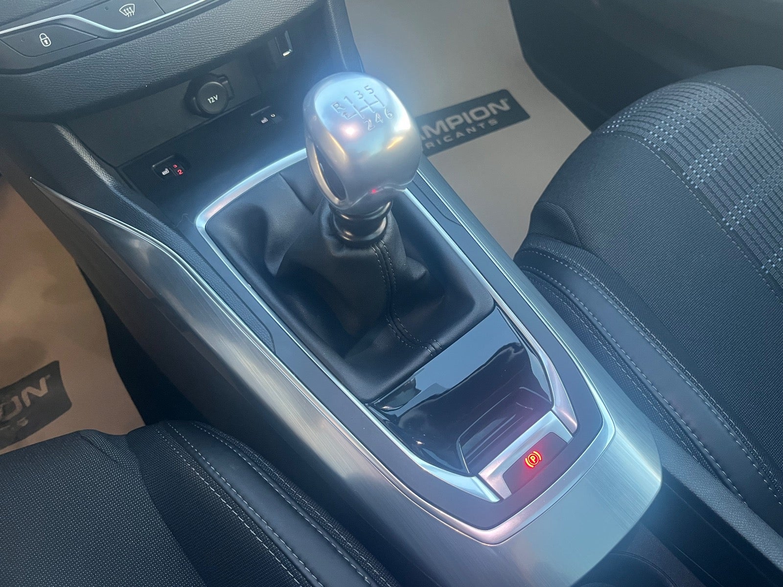 Billede af Peugeot 308 1,6 BlueHDi 120 Allure Sky