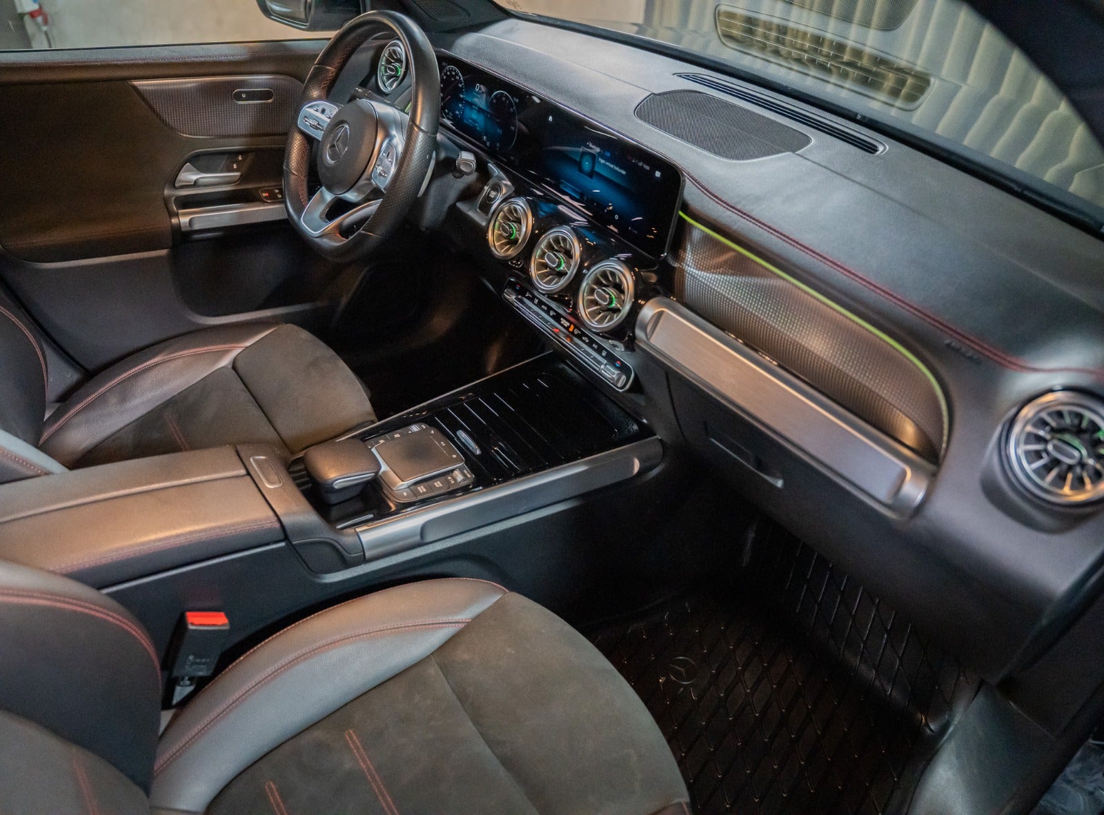 Billede af Mercedes EQB300  AMG Line 4Matic