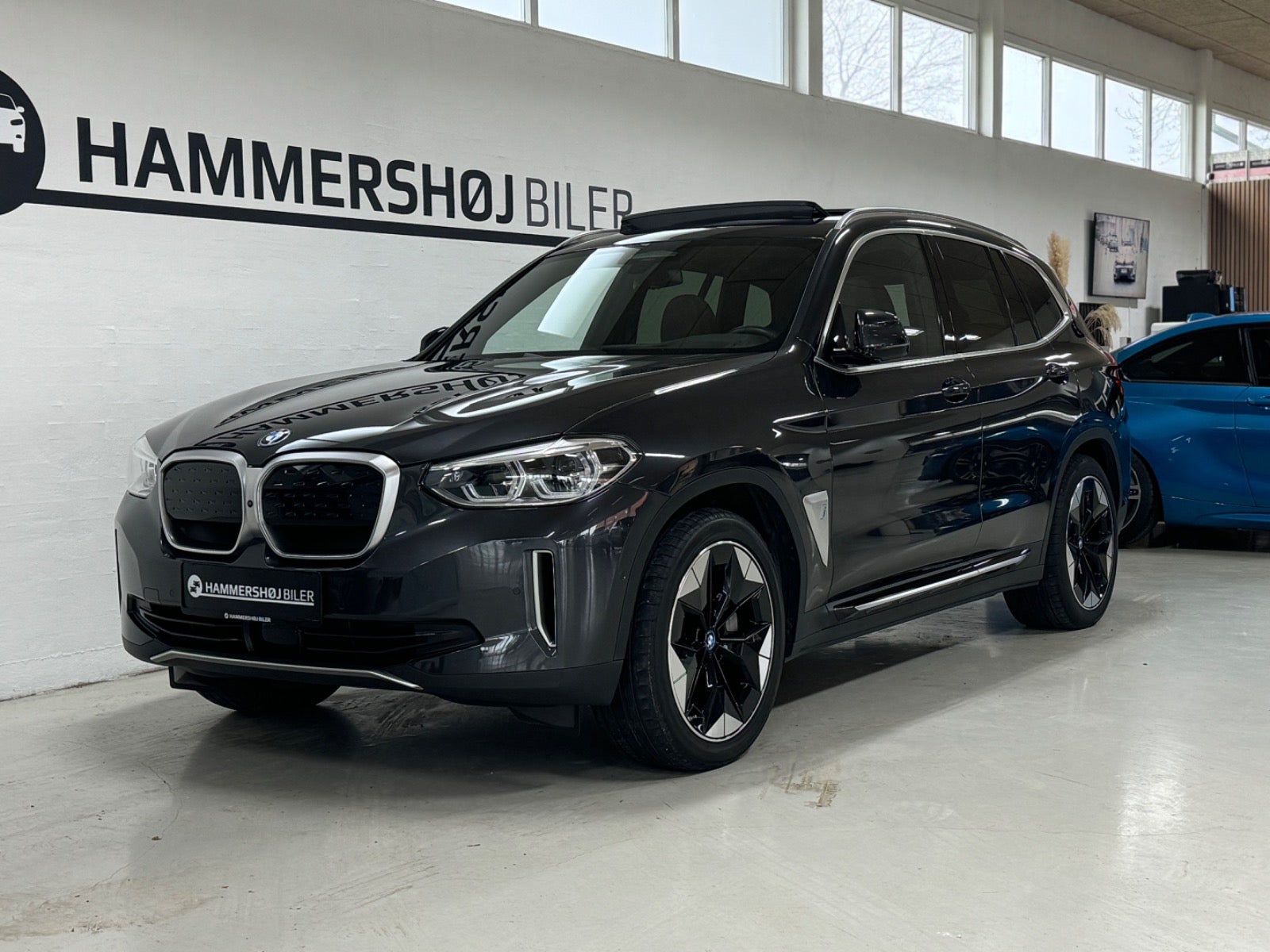 BMW iX3 2021