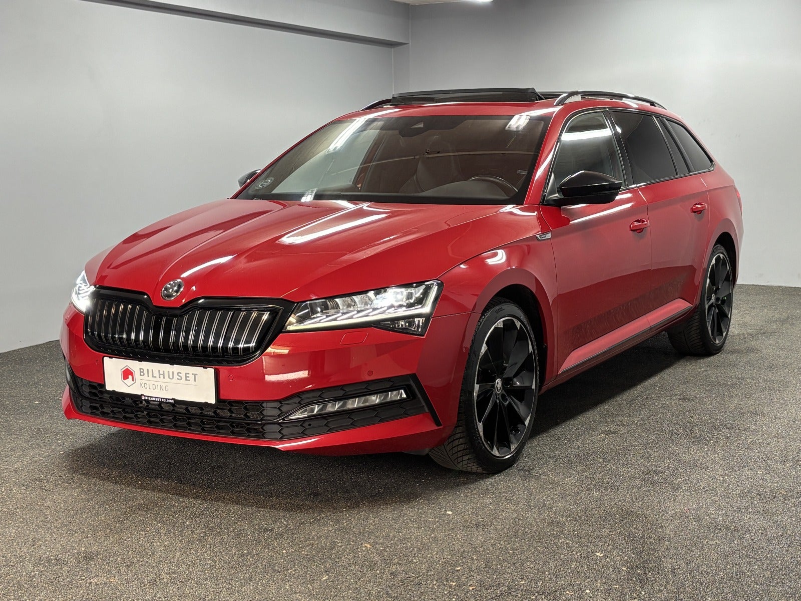 Billede af Skoda Superb 1,4 TSi iV Sportline Combi DSG